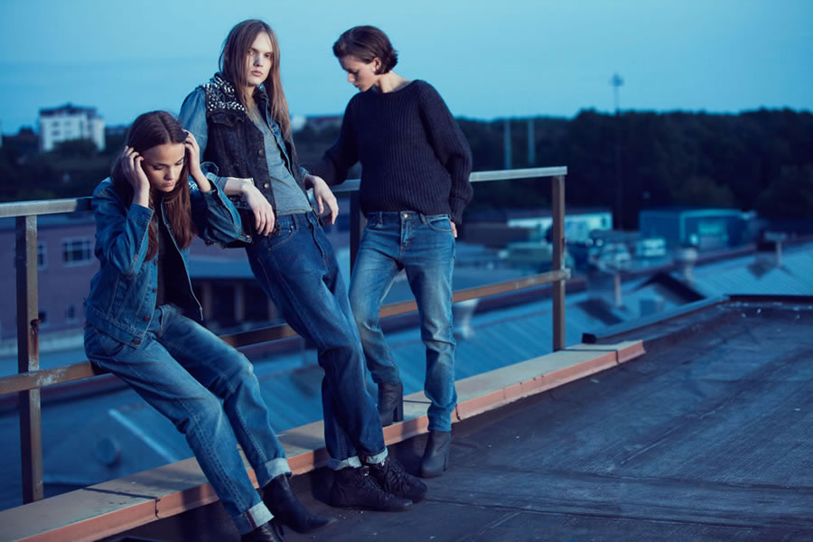 Alexa Chung Falls Texas New Madewell Film (VIDEO)