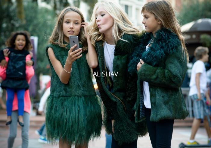 How Kerry Washington Styled a Millennial Pink Trench