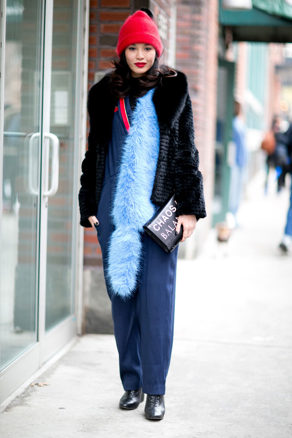 How to wear a scarf.