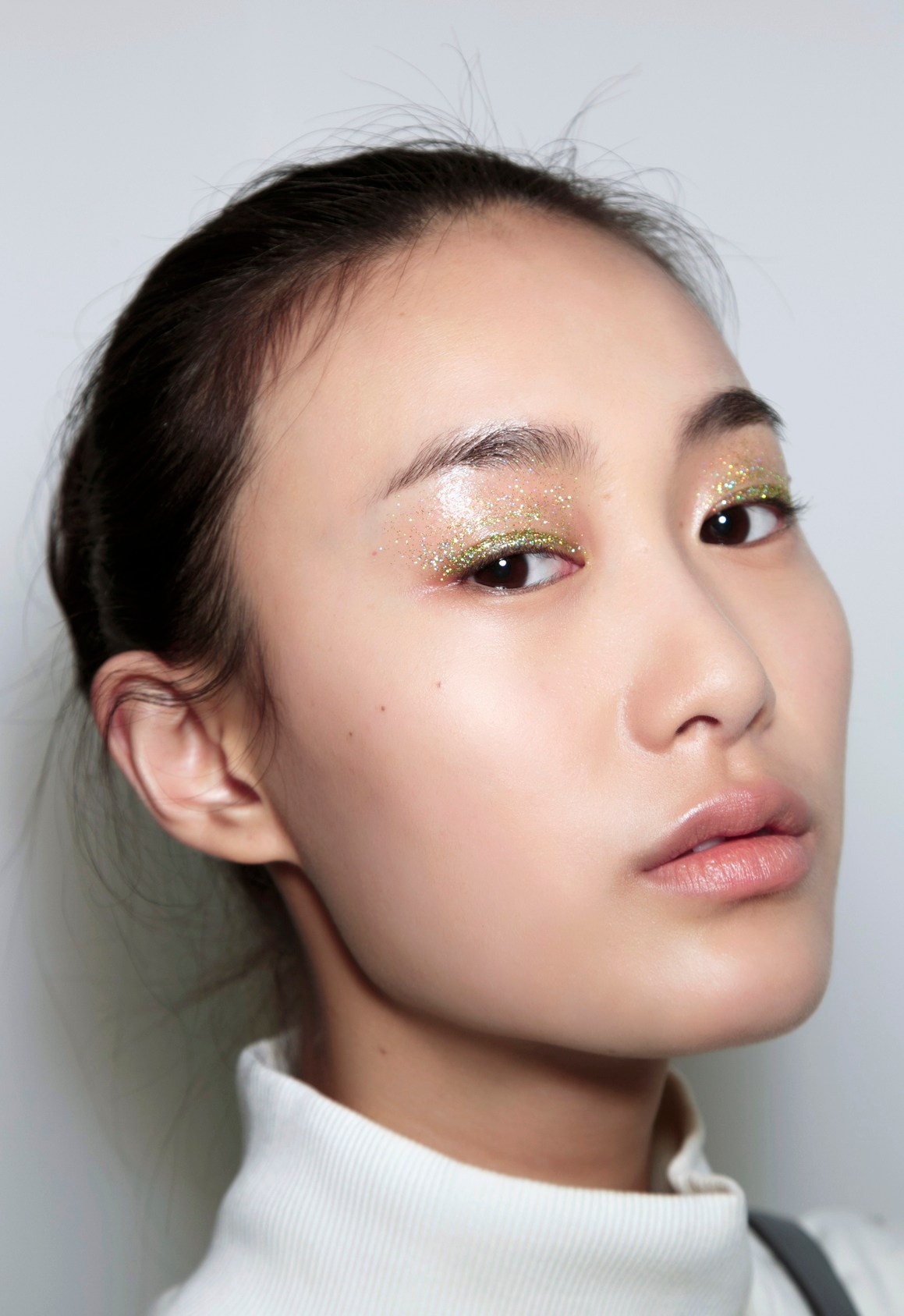 How To Prevent and Banish Wrinkles In Your 20s