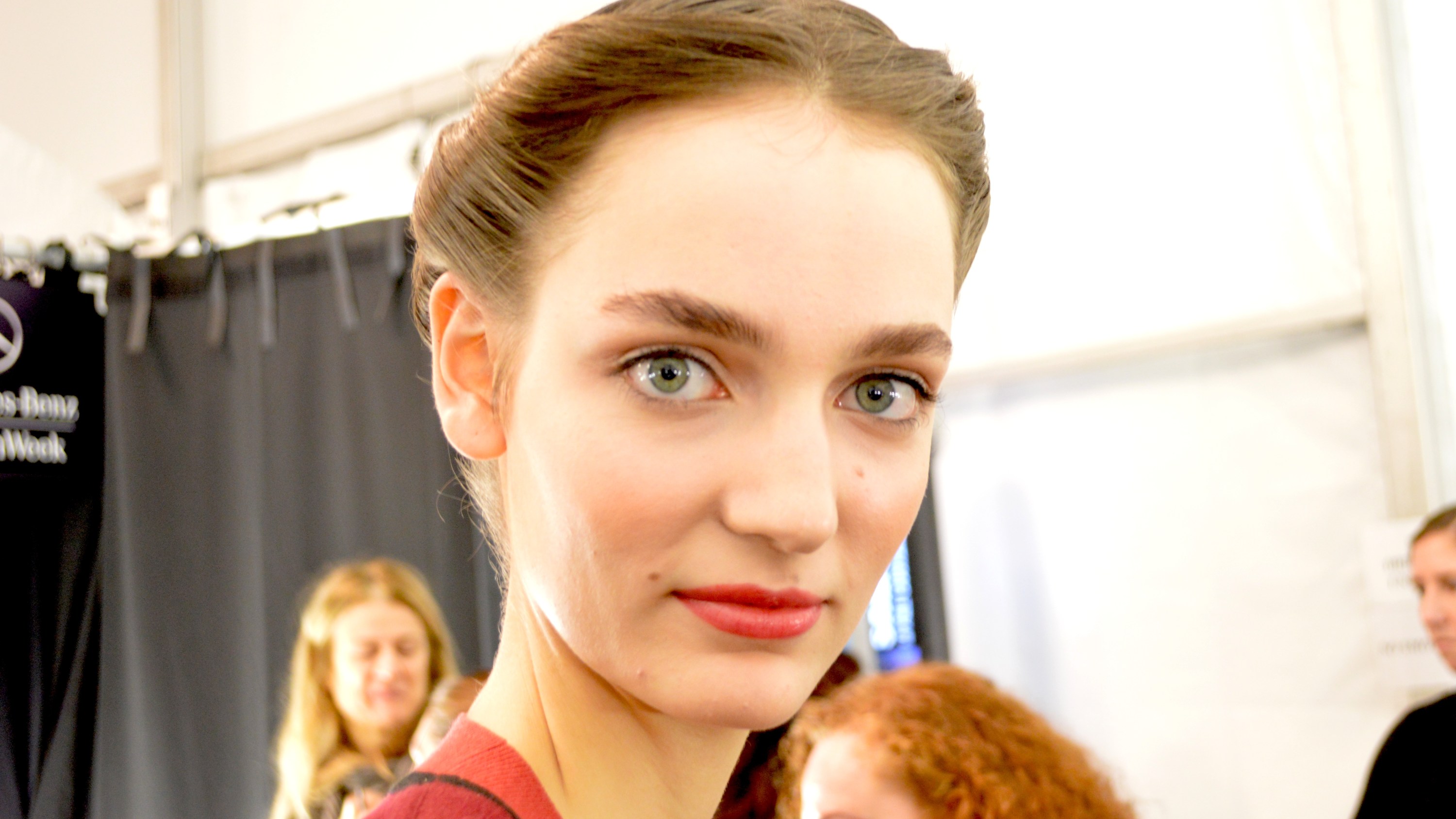 Celebrity Manicurist Jin Soon Tells Us How Get the Best Nails Prom