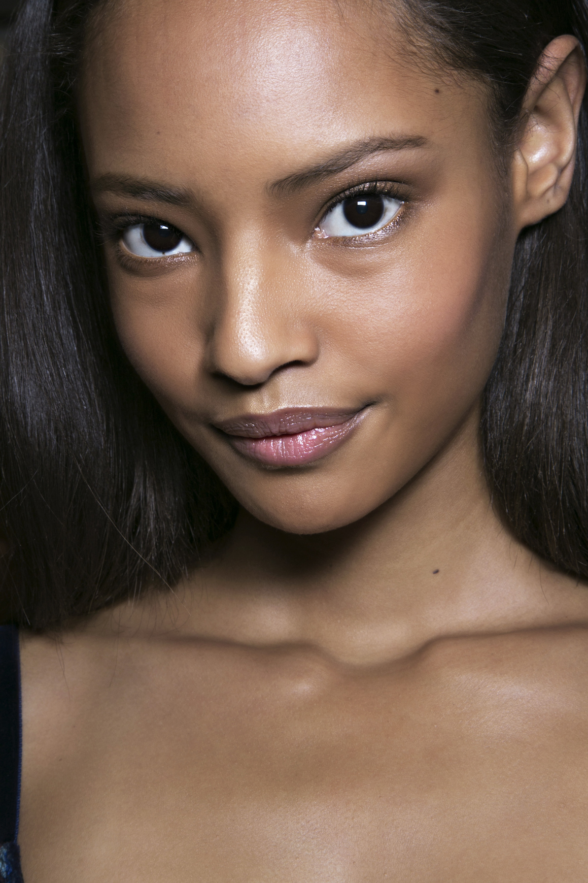 Khloe Kardashian Uses $14 Aquaphor to Smooth Her Under-Eye Wrinkles