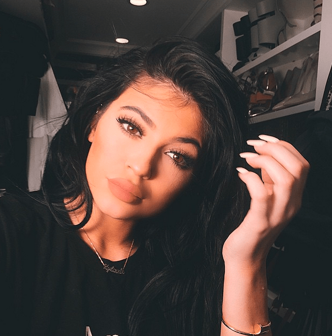 kylie jenner lip challenge