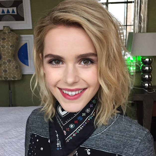 Kiernan Shipka Hair