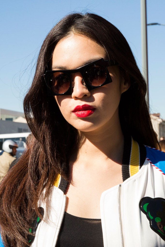 red lip street style