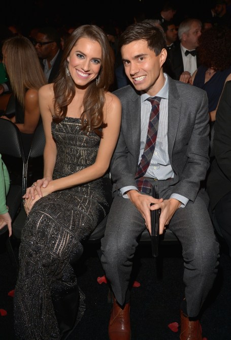 allison-williams-ricky-van-veen-grammys