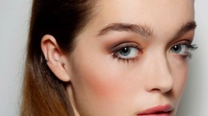 Makeup Tricks: 20 Tips Every Twenty-Something Needs