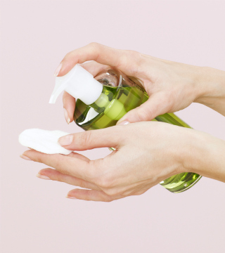 3 Ways to Wash Your Face Without Water