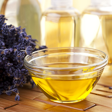 How to DIY the Perfect Frayed Denim Jacket in 3 Steps