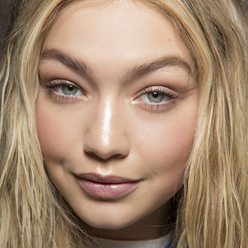 Skin Care Tips That Will Help You Fix Your Dry T-Zone