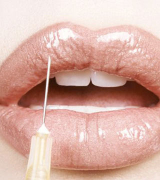 Uma Thurman Looks Unrecognizable: Did She Get Plastic Surgery?