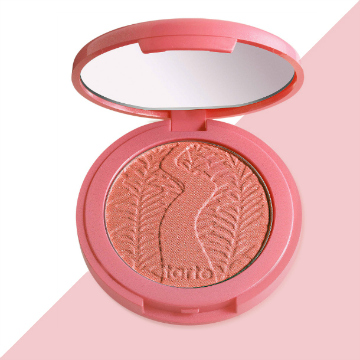 Maybelline Announces 1st-Ever Male Ambassador