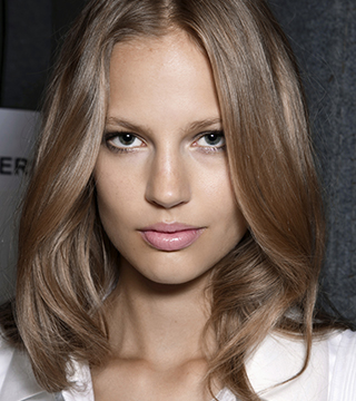 Rose Lipstick is the One Shade That Looks Good on Everyone