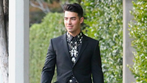 Joe Jonas Explains What the DNCE Song Cake by the Ocean Really Means