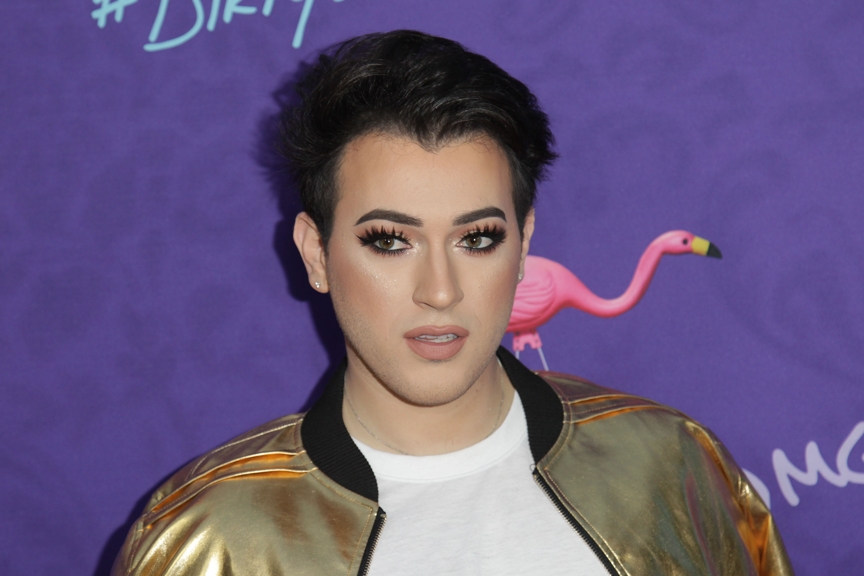 manny-gutierrez-maybelline-ambassador