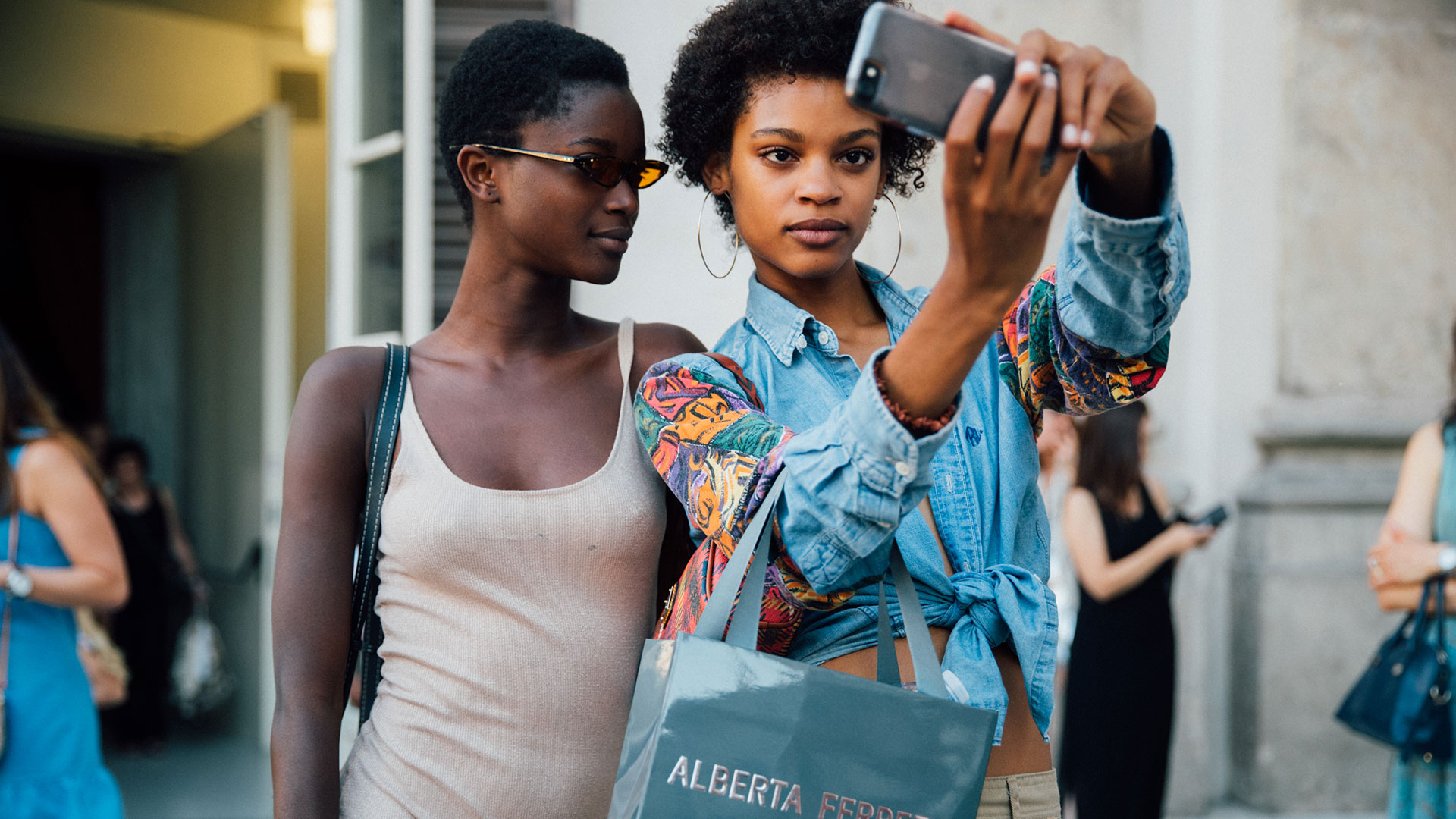 The Best Eyebrow Shapes for Every Face Shape