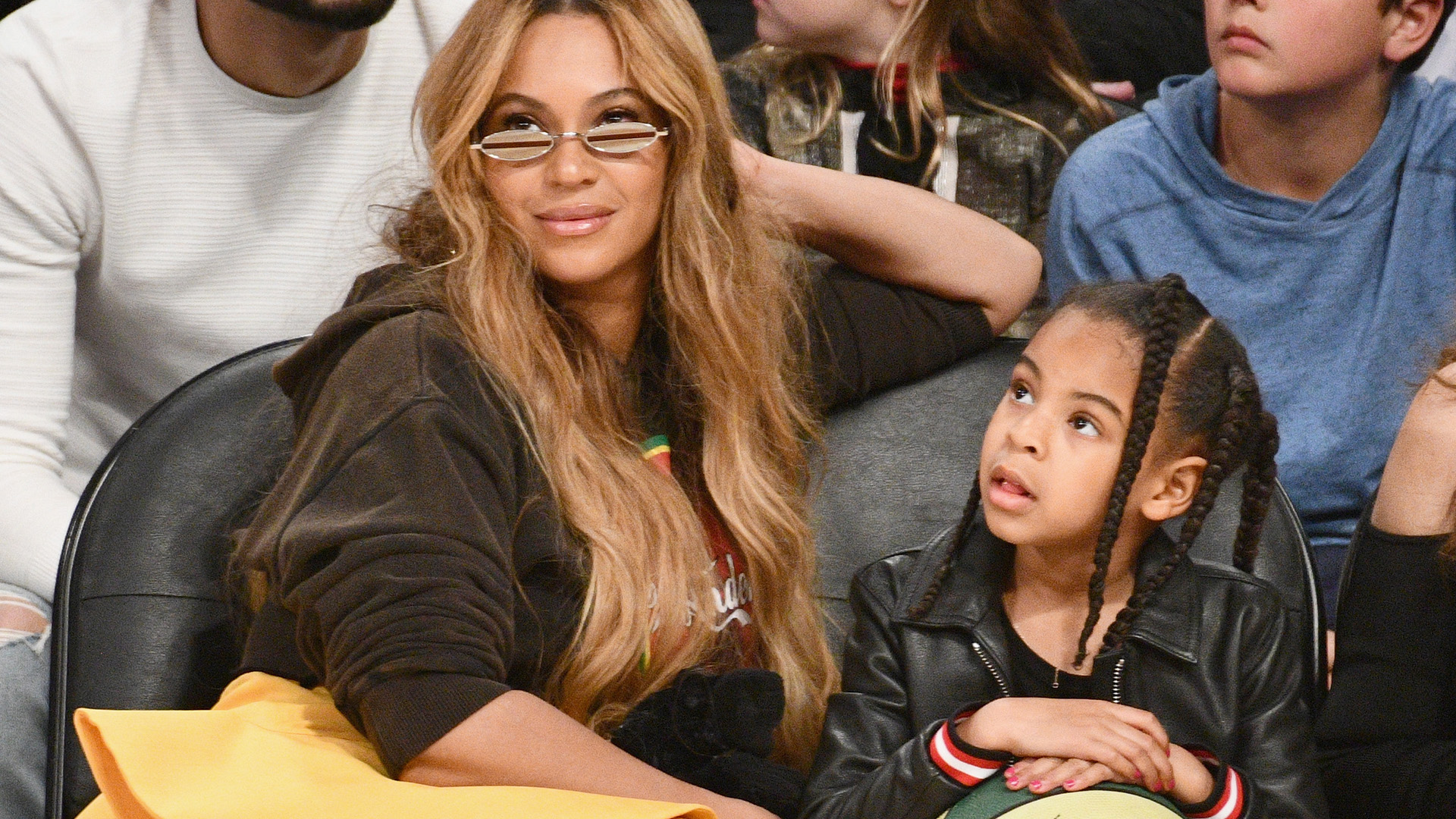 Blue Ivy and Beyonce