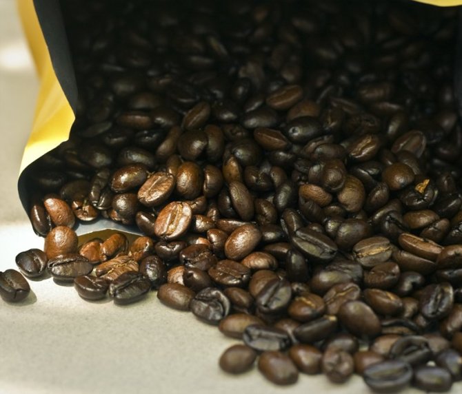 crunchy-betty-coffee-scrub