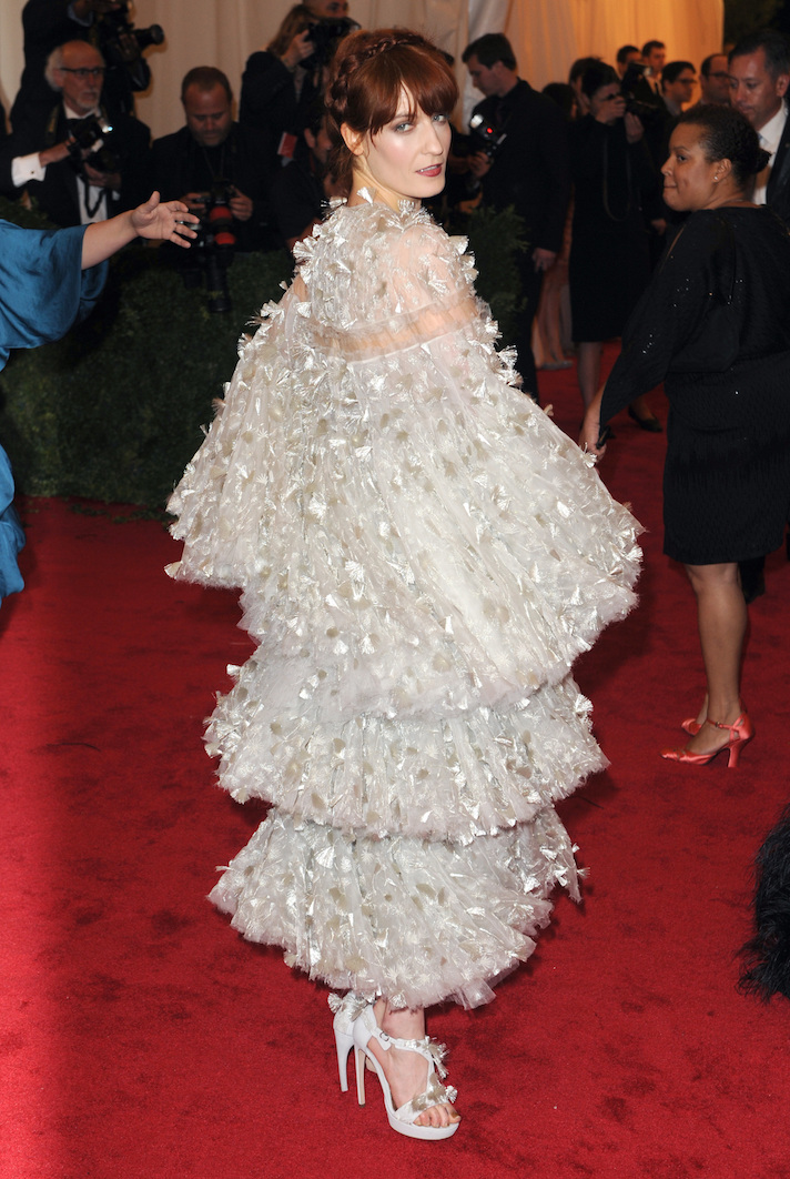 STYLECASTER | 43 Celebrity Met Gala Looks That Went Down in Fashion History