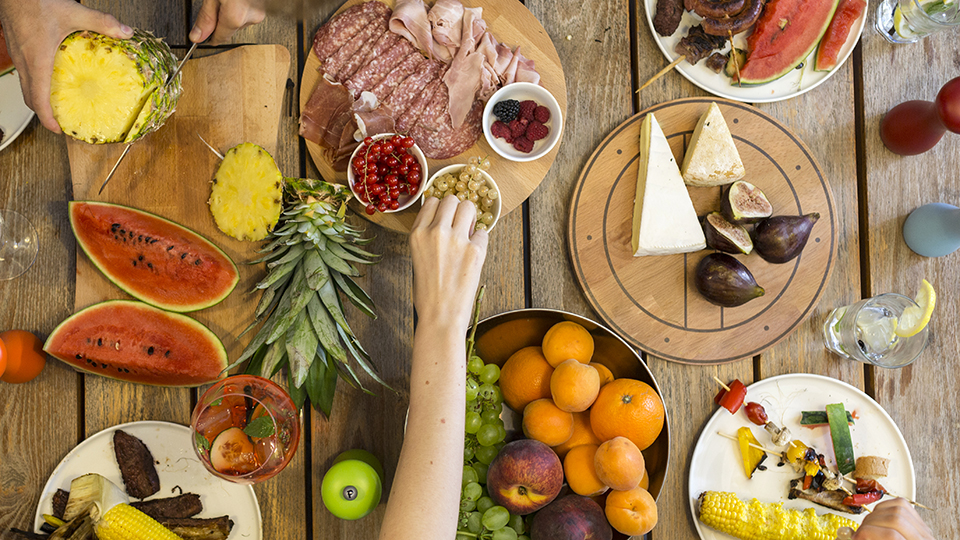 STYLECASTER | BBQ Slow Cooker Sides