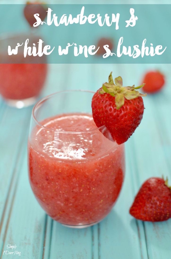 STYLECASTER | White Wine Slushie Recipes to Make Before the Summer Ends