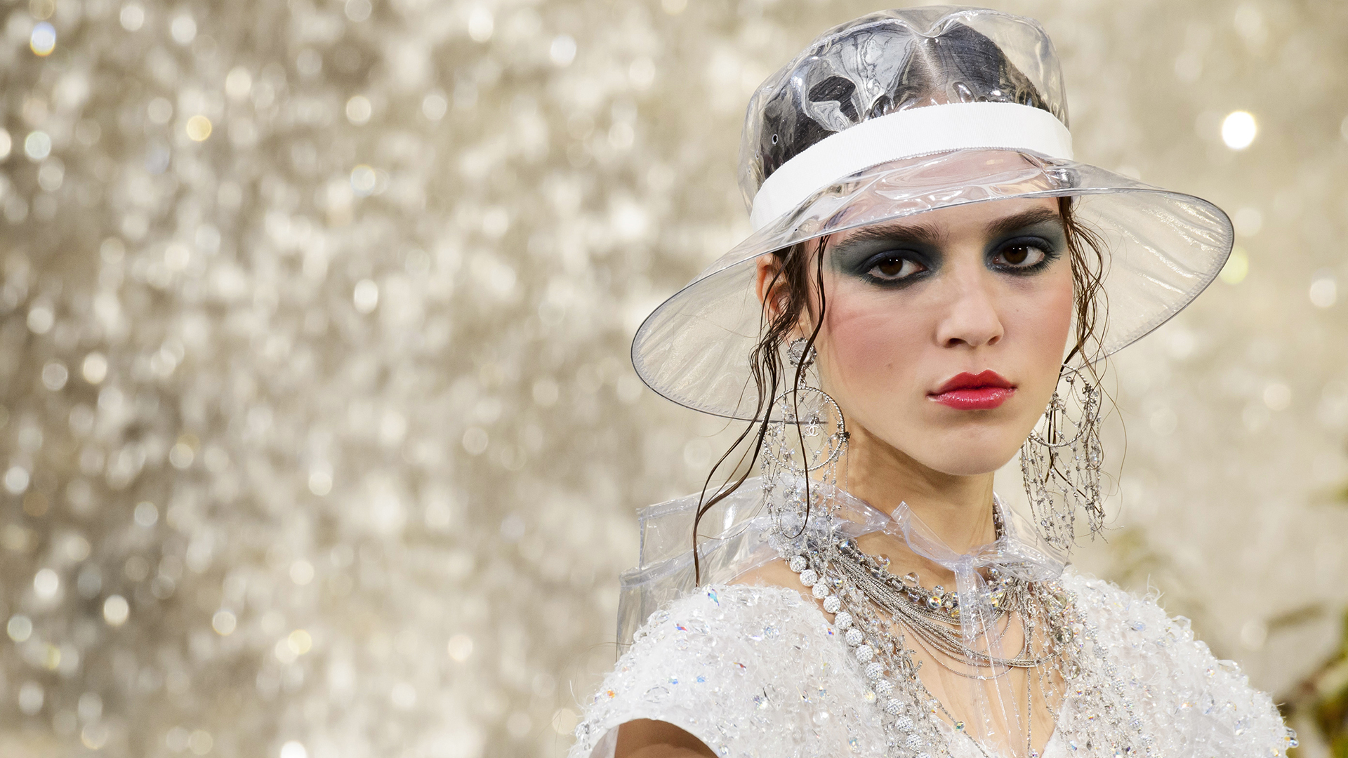 This Mascara From Chanel Has Shoppers’ Lashes Looking Like Falsies