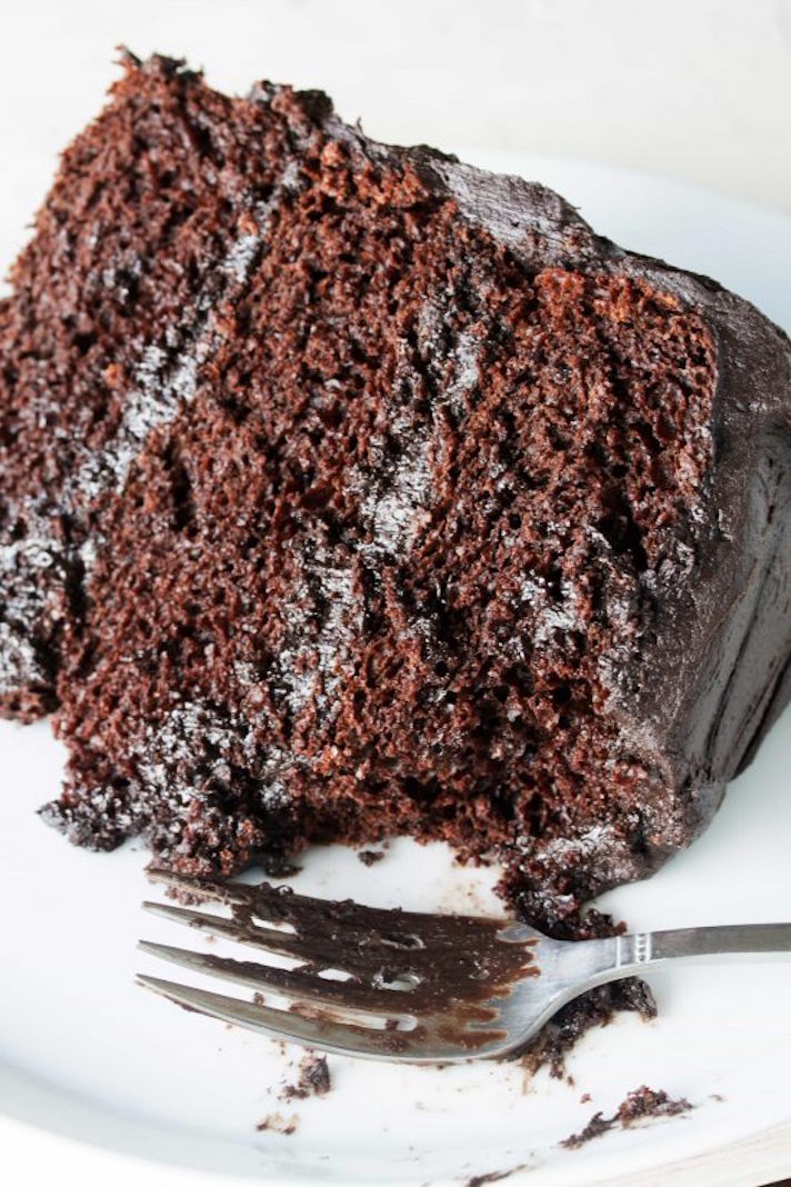 STYLECASTER | 17 Easy Chocolate Desserts That Want to Be Your Valentine | The Most Amazing Chocolate Cake