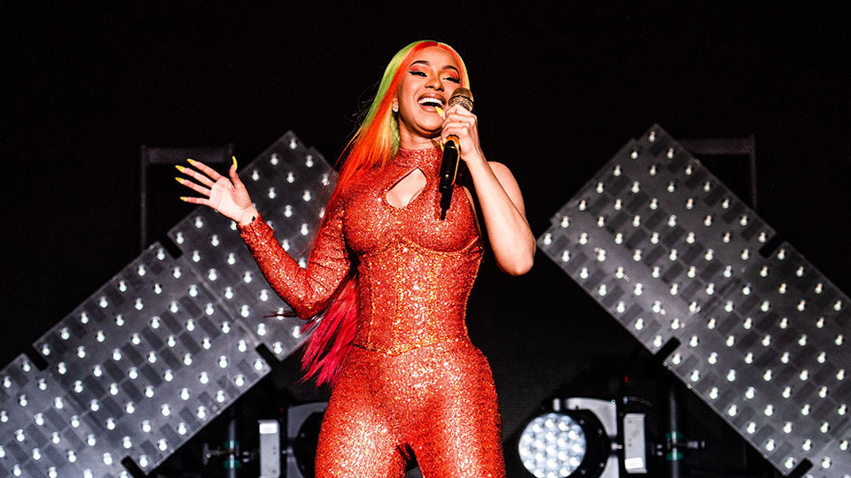 Cardi B: Liposuction Complications Cancel Concert