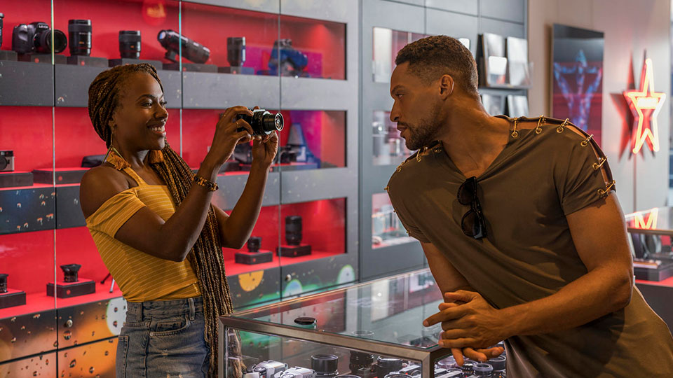 Miley Cyrus: 'Black Mirror' Season 5 Trailer