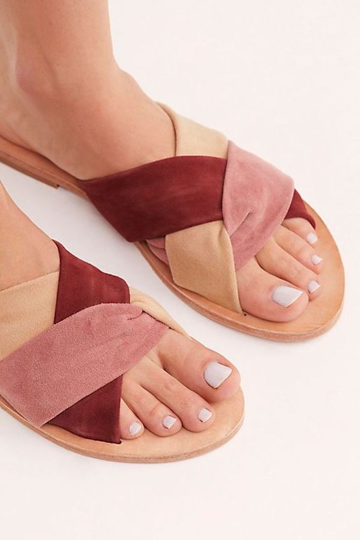 STYLECASTER | Summer Slides on Sale