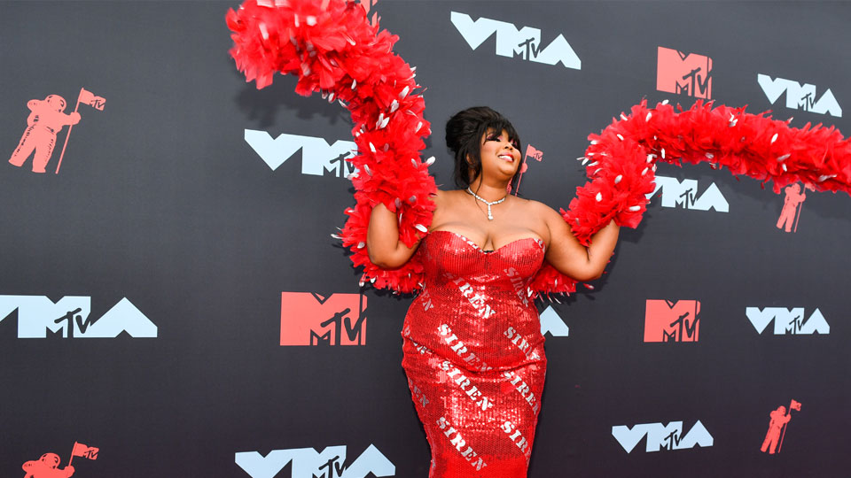 Lizzo's Sizzling 'Siren' Ensemble at The MTV VMAs is Her Most Glam Look Yet | STYLECASTER