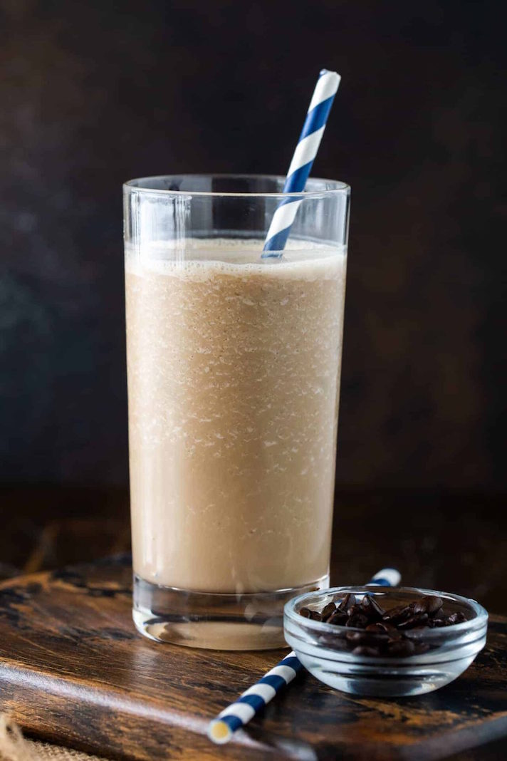 STYLECASTER | 15 Easy Coffee Smoothies That'll Turn You Into A Morning Person | Coffee Greek Yogurt Smoothie