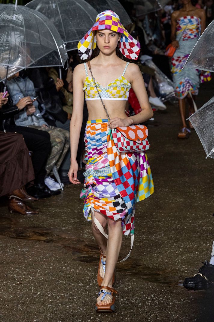 STYLECASTER | Paris Fashion Week Runways