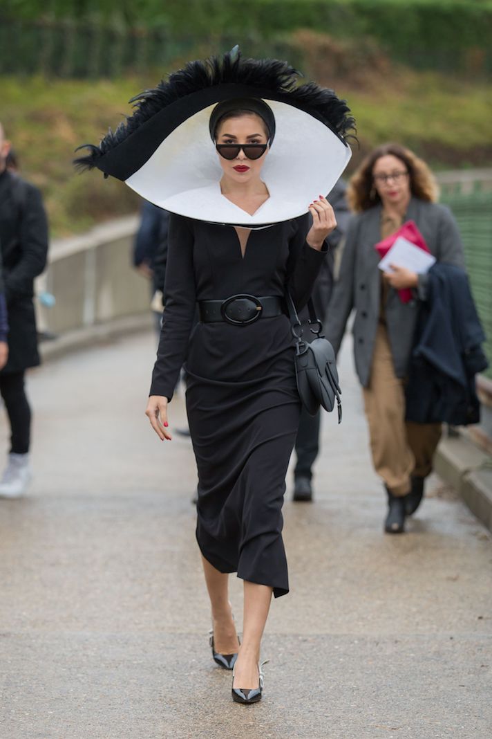 STYLECASTER | Paris Fashion Week Spring/Summer 2020 Street Style