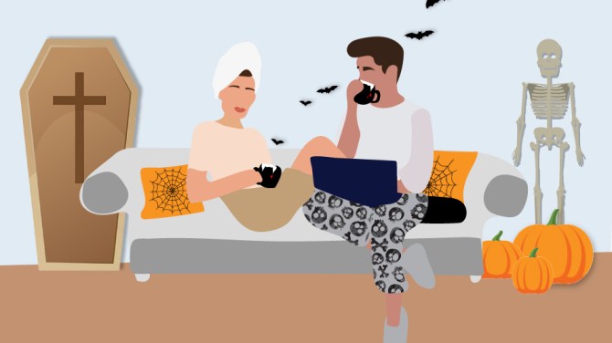 halloween-decor-couple-image