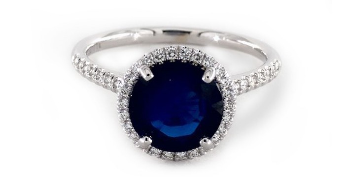 STYLECASTER | You'll Be Seeing These Engagement Rings Everywhere in 2020