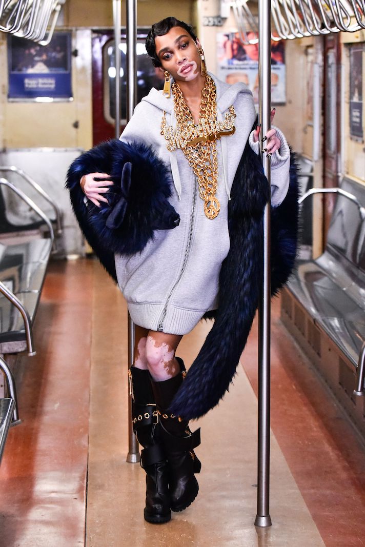 STYLECASTER | Moschino Pre-Fall 2020 Runway