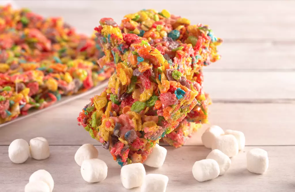 STYLECASTER | Edible Weed Recipes | Fruit Pebble cereal bars