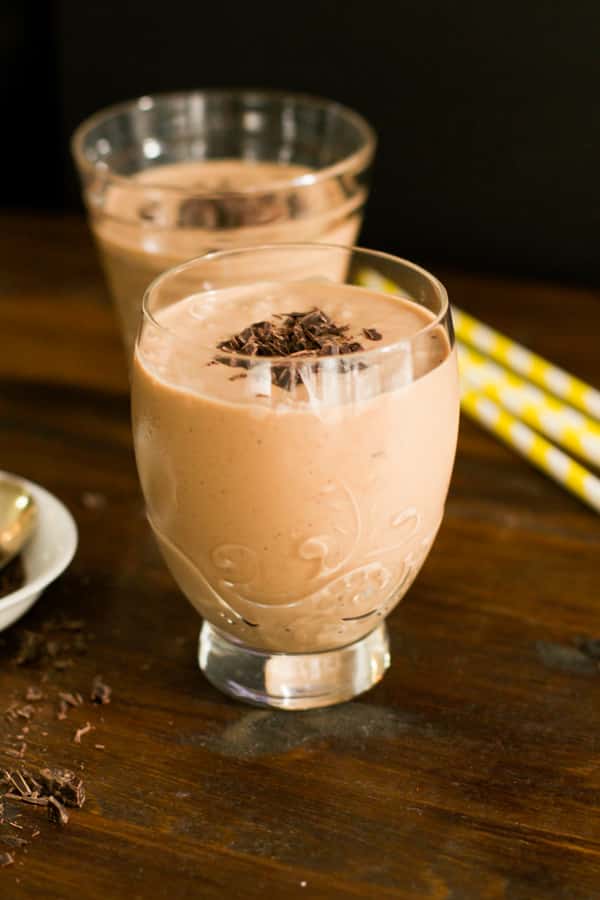 STYLECASTER | energizing smoothie recipes | chocolate peanut butter smoothie