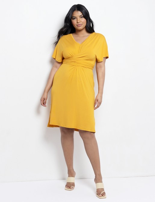 STYLECASTER | Janelle Monae Yellow Outfits 