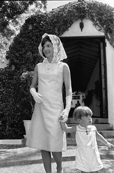 STYLECASTER | Fashion Icons Summer Style