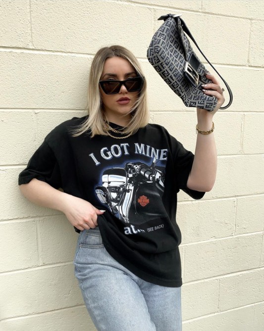 STYLECASTER | best black t shirts