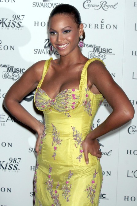 STYLECASTER | Beyonce Fashion & Style