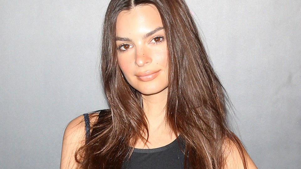 STYLECASTER | Emily Ratajkowski