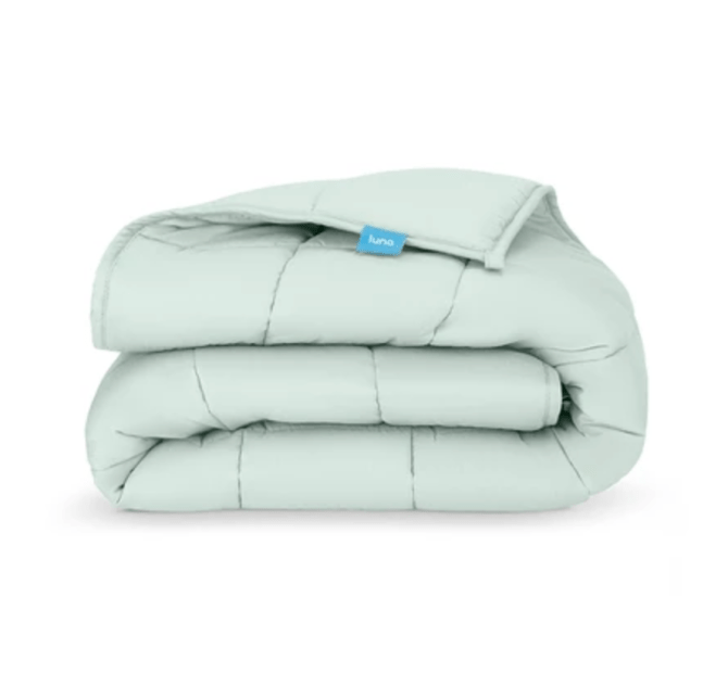 Stylecaster | Weighted Blankets Gift Guide