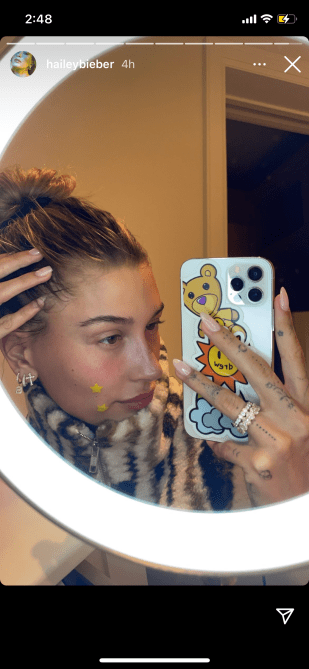 Hailey-Bieber-skin