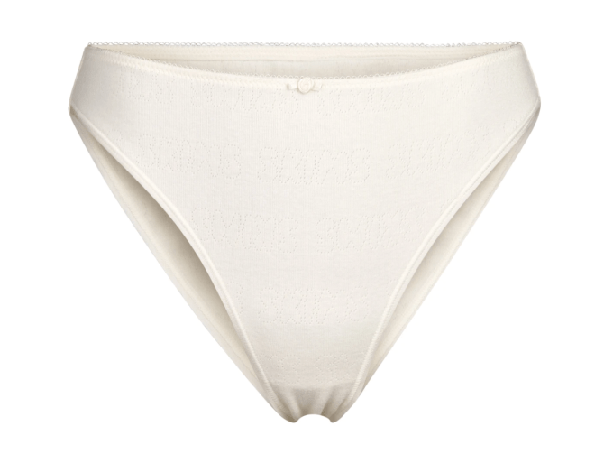 STYLECASTER | And Just Like That Fashion Trends