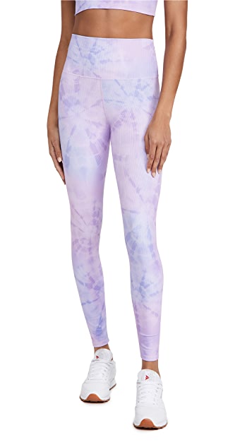 STYLECASTER | Jennifer Lopez's Printed Leggings