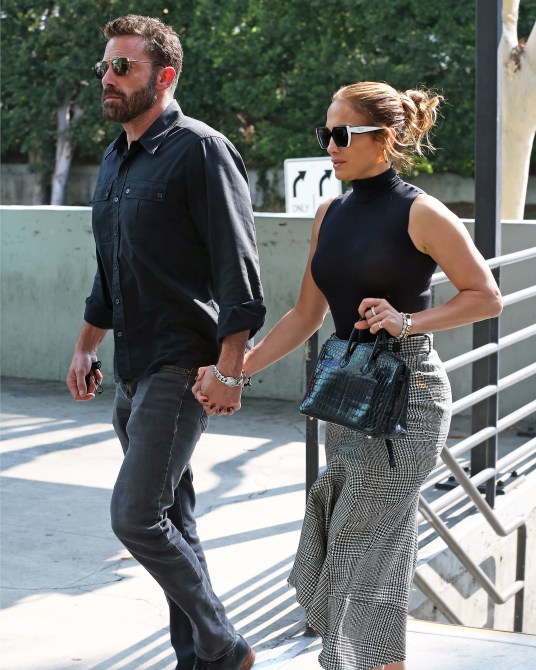 STYLECASTER | Jennifer Lopez Ben Affleck Fashion