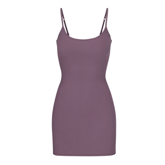 STYLECASTER | Skims Soft Loung